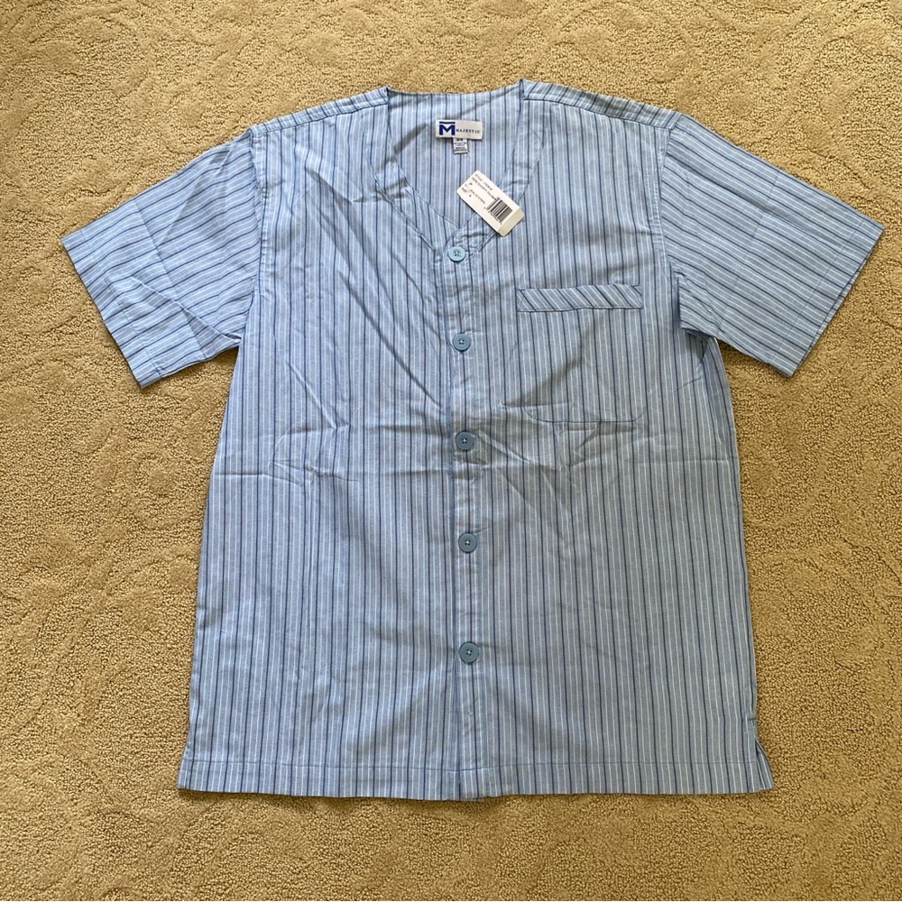 NWT Majestic International Light Blue Stripe Short Sleeve Knee Leg Pajama Size M